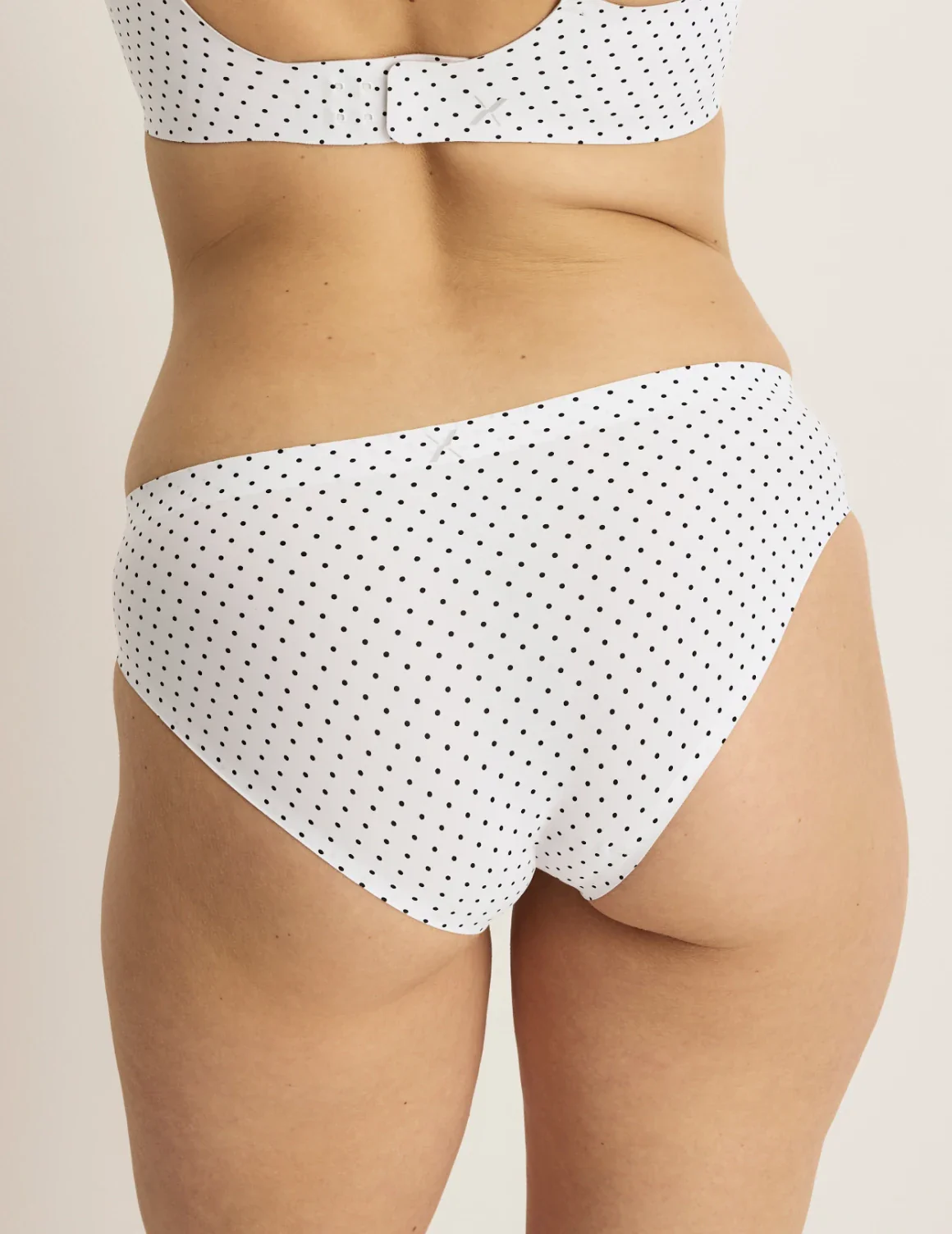 Essential No-Show Bikini - Image 8