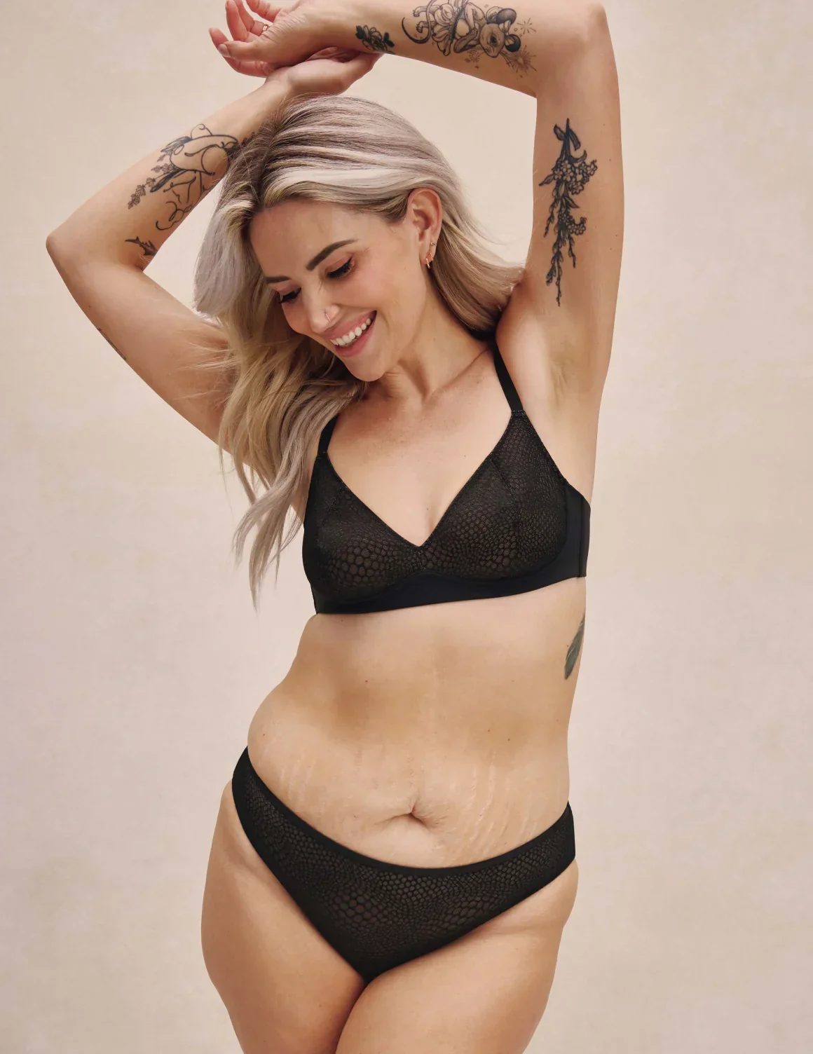 Lace Bra - Image 17