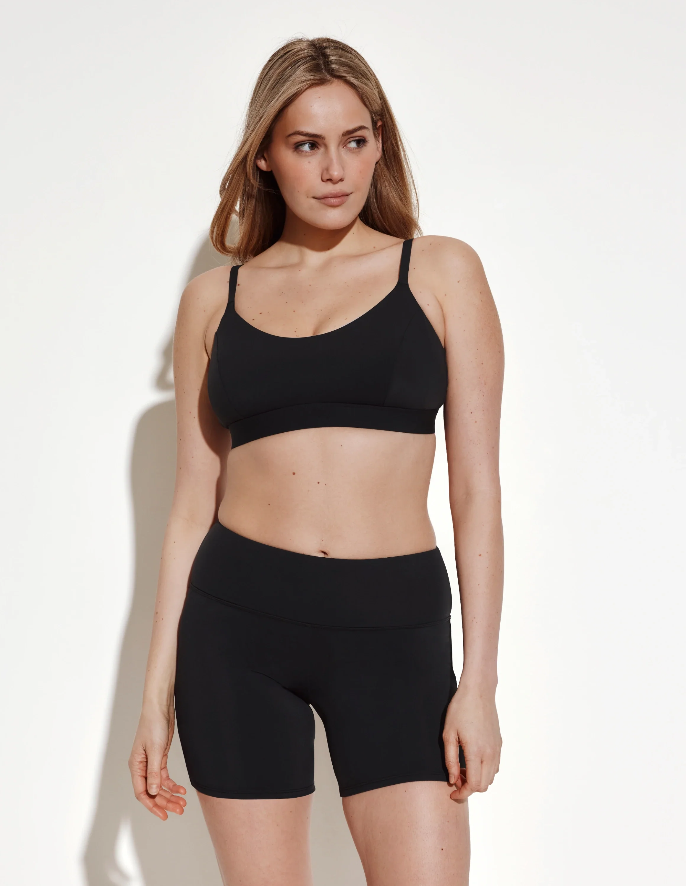 Leakproof Sculpt Long Swim Short - Image 4
