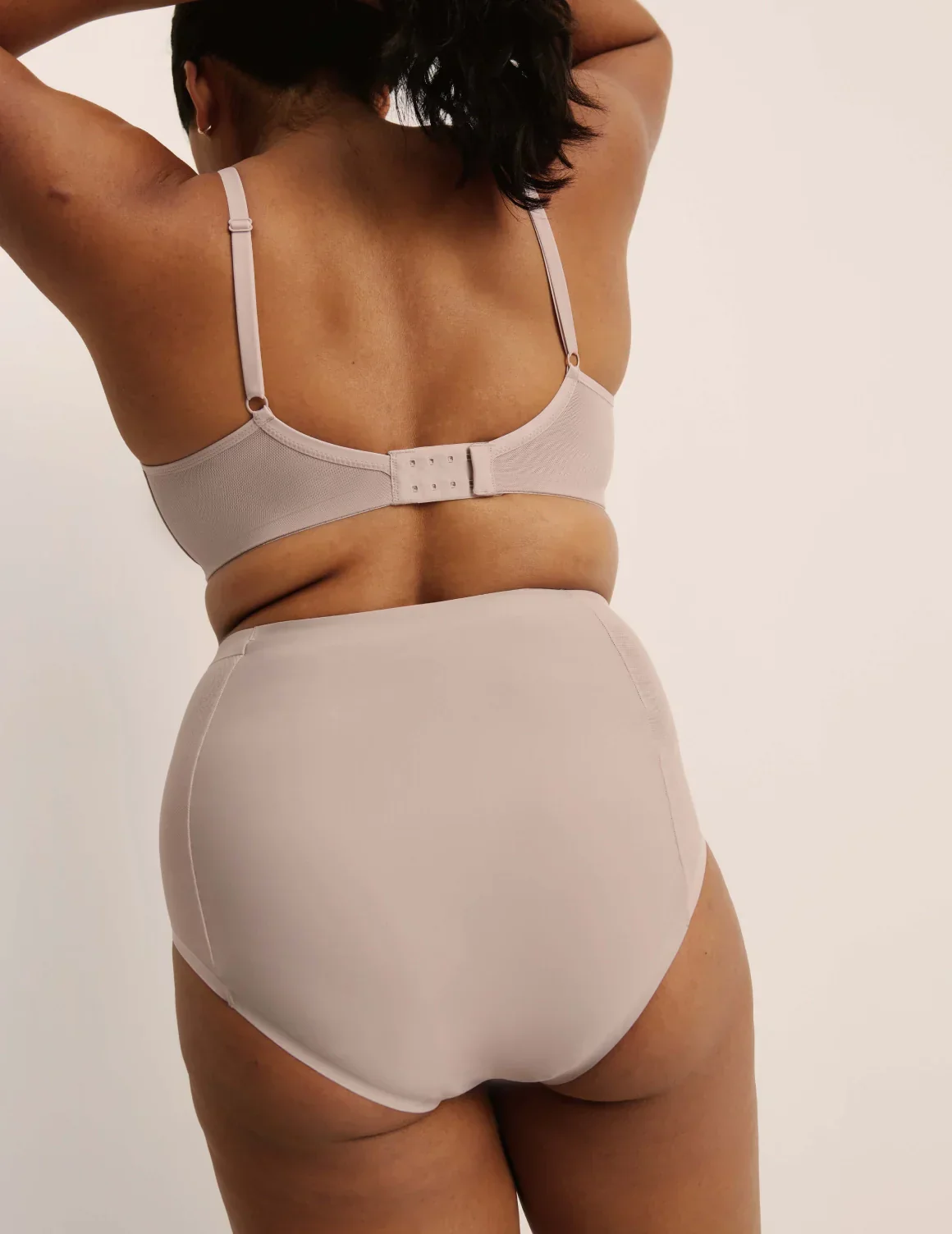 Mesh Deep V Bra - Last Call - Image 33