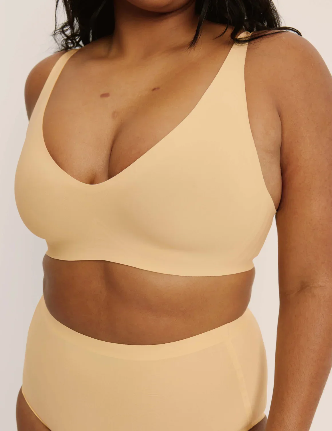 Revolution V-Neck Bra - Last Call - Image 60