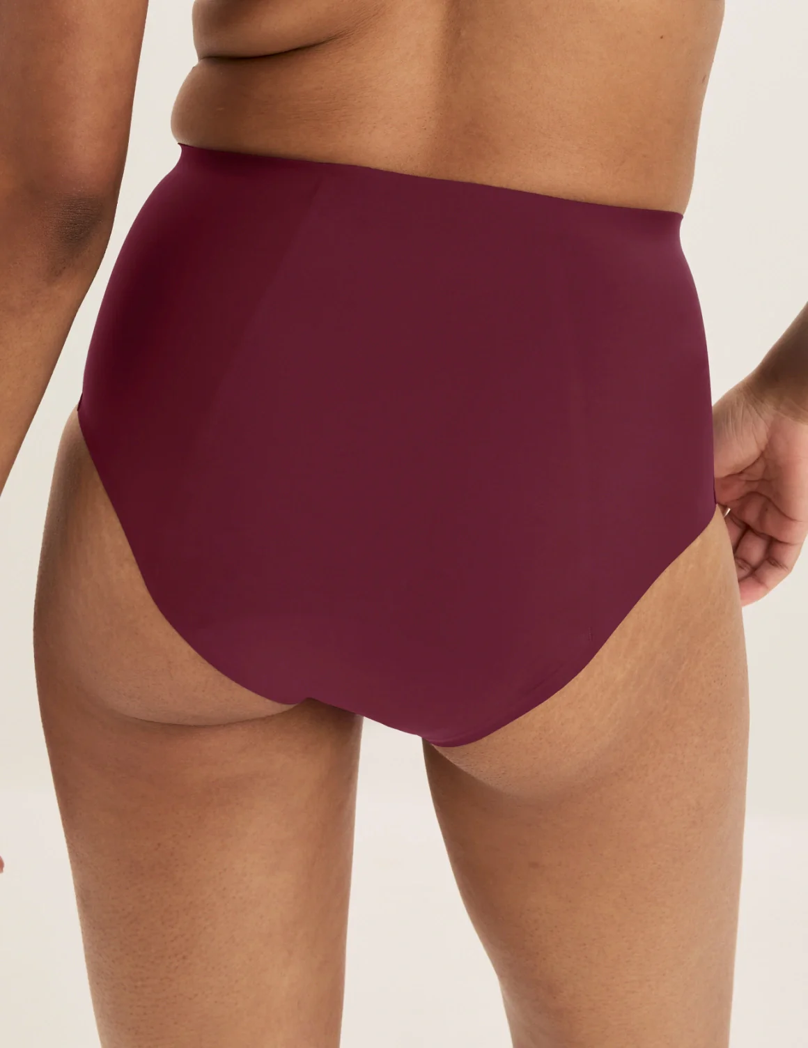 SuperPlus Leakproof® No-Show High Rise - Image 6